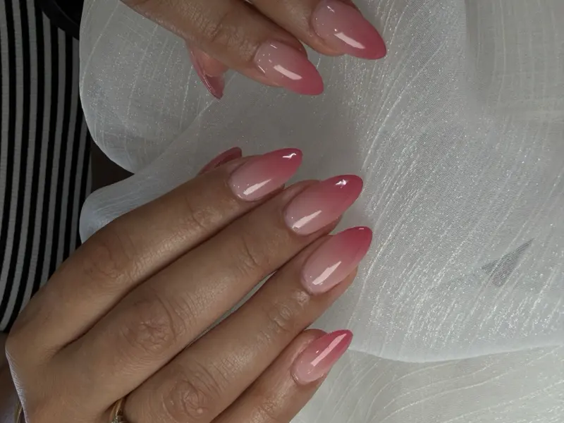Almond medium nails in soft pink ombre